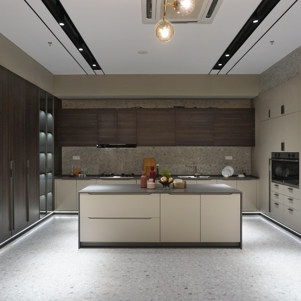 Gray Kitchen Cabinets: The Modern Classic Every Kitchen Needs}